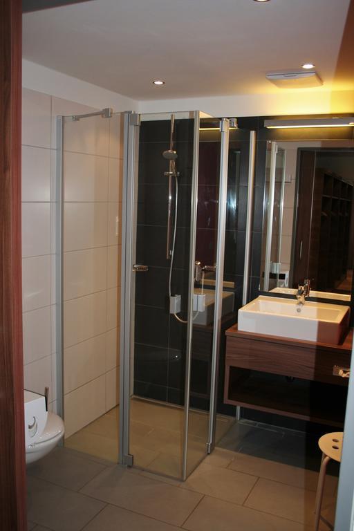 Stadthotel Bernstein Regensburg Bagian luar foto