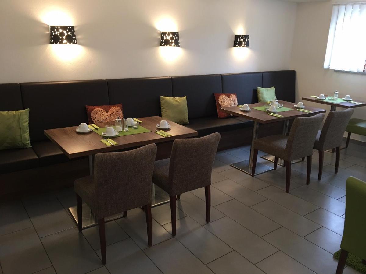 Stadthotel Bernstein Regensburg Bagian luar foto